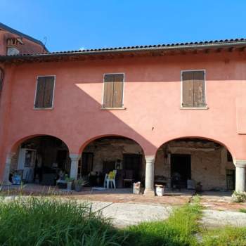 Rustico in vendita a Calvagese della Riviera (Brescia)