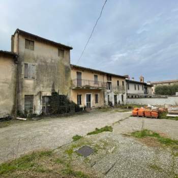 Rustico in vendita a Castiglione delle Stiviere (Mantova)