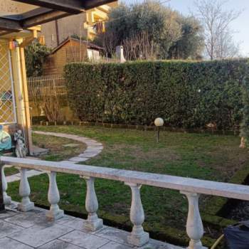 Casa a schiera in vendita a Lonato del Garda (Brescia)