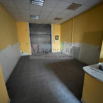 Negozio in vendita a Reggio di Calabria (Reggio Calabria)