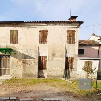 Rustico in vendita a Santa Giustina in Colle (Padova)