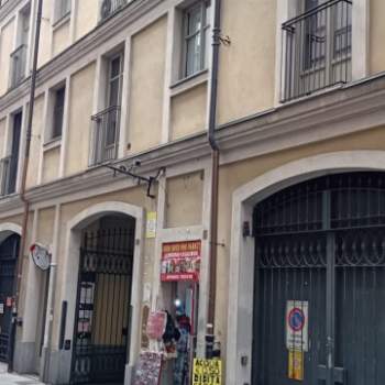 Posto auto in vendita a Torino (Torino)