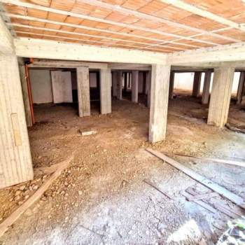 Cantina in vendita a Carini (Palermo)