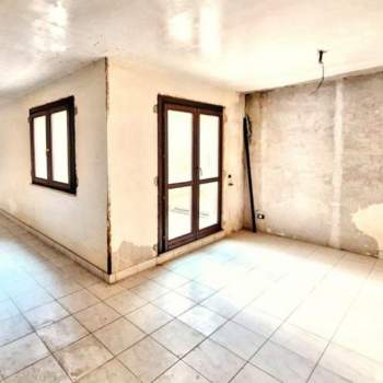 Cantina in vendita a Carini (Palermo)