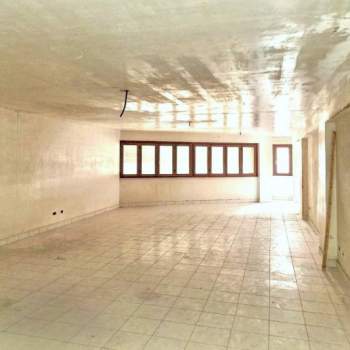 Cantina in vendita a Carini (Palermo)