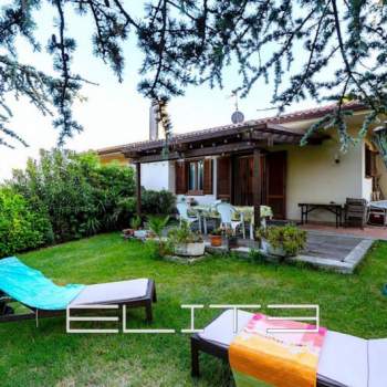 Villa in vendita a Falconara Marittima (Ancona)