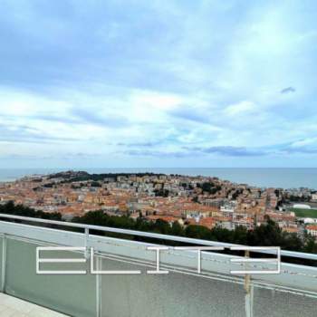 Appartamento in vendita a Ancona (Ancona)