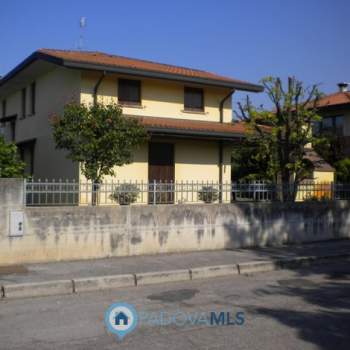 Casa singola in vendita a Monselice (Padova)