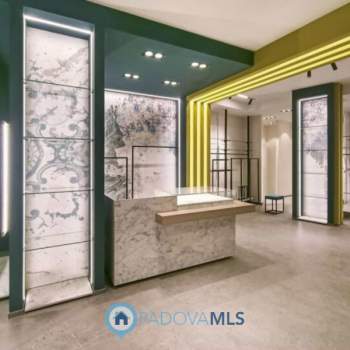 Negozio in vendita a Montegrotto Terme (Padova)