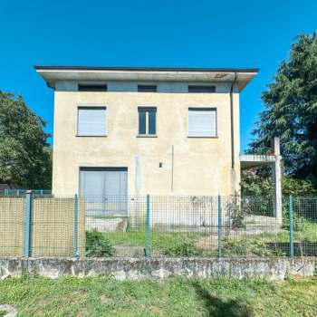 Appartamento in vendita a Borgomanero (Novara)