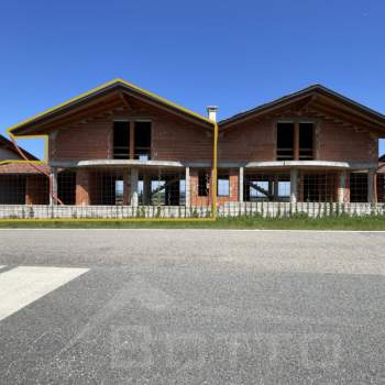 Casa a schiera in vendita a Gargallo (Novara)