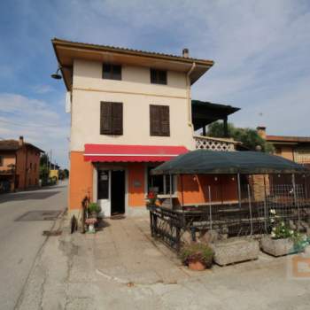 Attivita commerciale in vendita a Porpetto (Udine)