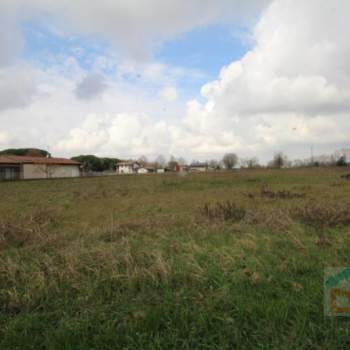 Terreno in vendita a Gonars (Udine)