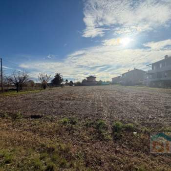 Terreno in vendita a Castions di Strada (Udine)
