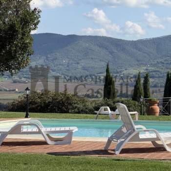 Rustico in vendita a Castiglione del Lago (Perugia)