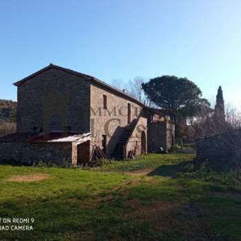 Rustico in vendita a Tuoro sul Trasimeno (Perugia)