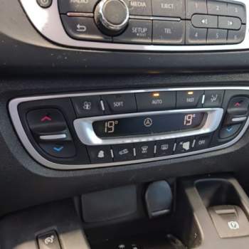 Comandi riscaldamento RENAULT SCENIC  del 2013