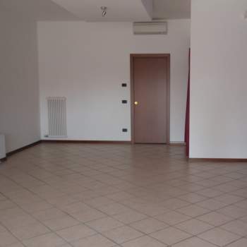 Negozio in vendita a Albignasego (Padova)