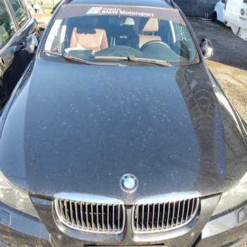 Cofano BMW 330  del 2005
