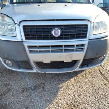 Paraurti anteriore FIAT DOBLO  del 2008