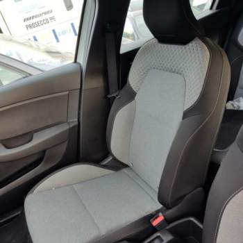 Sedile anteriore dx RENAULT CLIO  del 2024