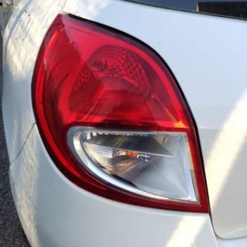 Fanale posteriore sinistro RENAULT CLIO  del 2009