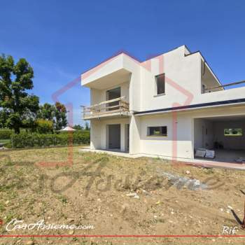 Casa singola in vendita a Loria (Treviso)