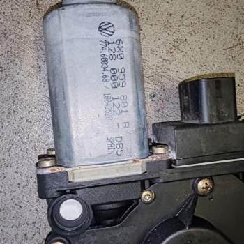 Alzacristallo ant dx VOLKSWAGEN LUPO 2001