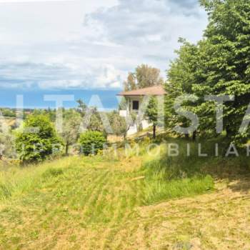 Terreno in vendita a Soiano del Lago (Brescia)