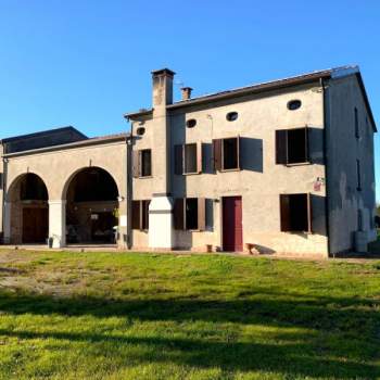 Rustico in vendita a Piazzola sul Brenta (Padova)