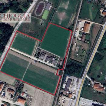 Terreno in vendita a Rosolina (Rovigo)