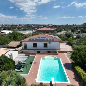 Casa singola in vendita a Modica (Ragusa)