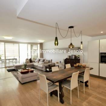 Attico in vendita a Jesolo (Venezia)