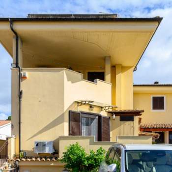 Casa a schiera in vendita a Roma (Roma)