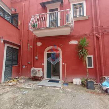 Appartamento in affitto a Napoli (Napoli)