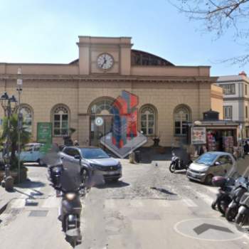 Appartamento in affitto a Napoli (Napoli)