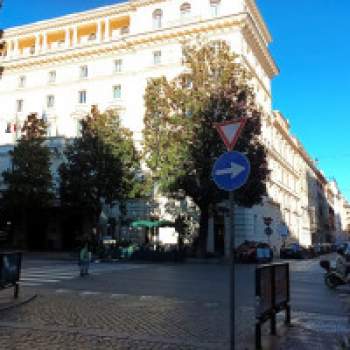 Negozio in vendita a Roma (Roma)