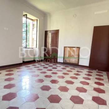 Appartamento in affitto a Govone (Cuneo)