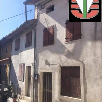 Casa a schiera in vendita a Lusiana Conco (Vicenza)