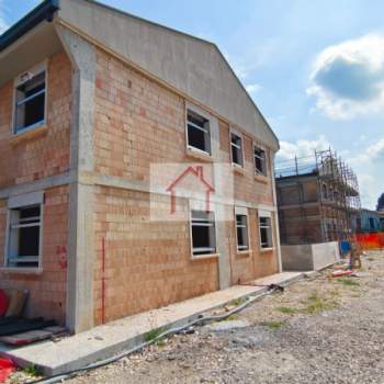 Appartamento in vendita a Arcade (Treviso)