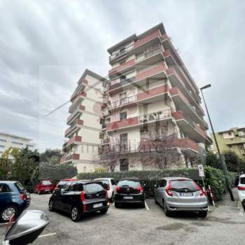 Appartamento in vendita a Firenze (Firenze)