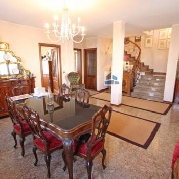 Bifamiliare in vendita a Santa Maria di Sala (Venezia)