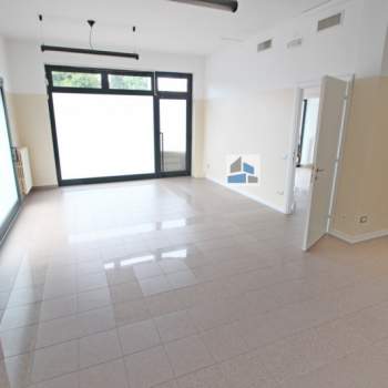 Negozio in affitto a Salzano (Venezia)