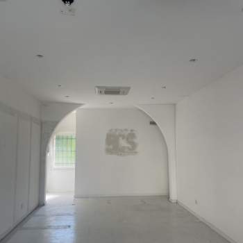 Negozio in affitto a Stra (Venezia)