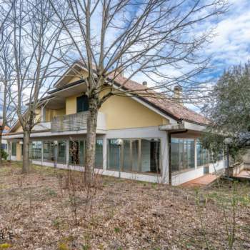 Villa in vendita a Monte San Pietro (Bologna)