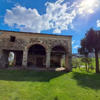 Rustico in vendita a San Vito di Leguzzano (Vicenza)