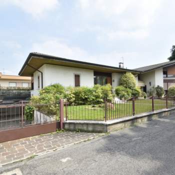 Villa in vendita a Bussolengo (Verona)