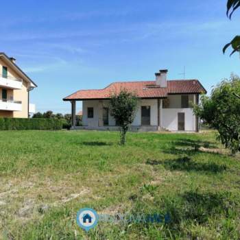 Bifamiliare in vendita a Codevigo (Padova)
