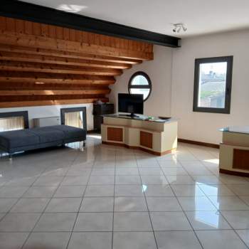 Ufficio in vendita a Foss&ograve; (Venezia)