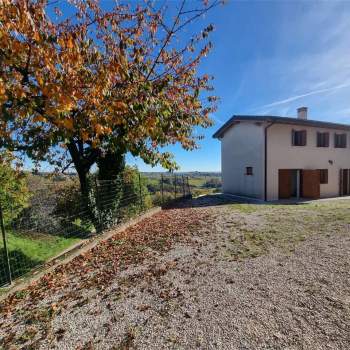 DUE ABITAZIONI a San Pietro di Feletto